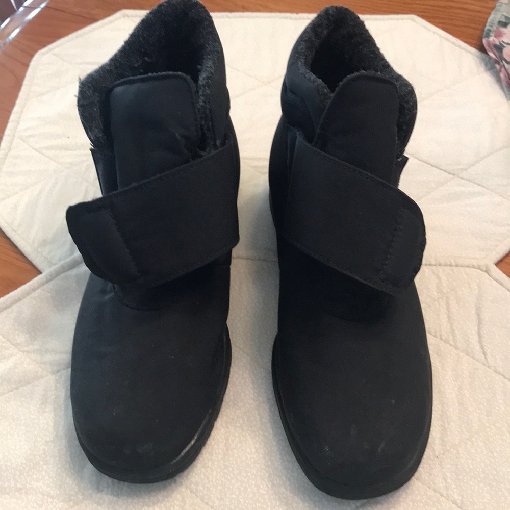 Women's Black Faux-Shearling Ankle Booties with Easy Hook Strap
